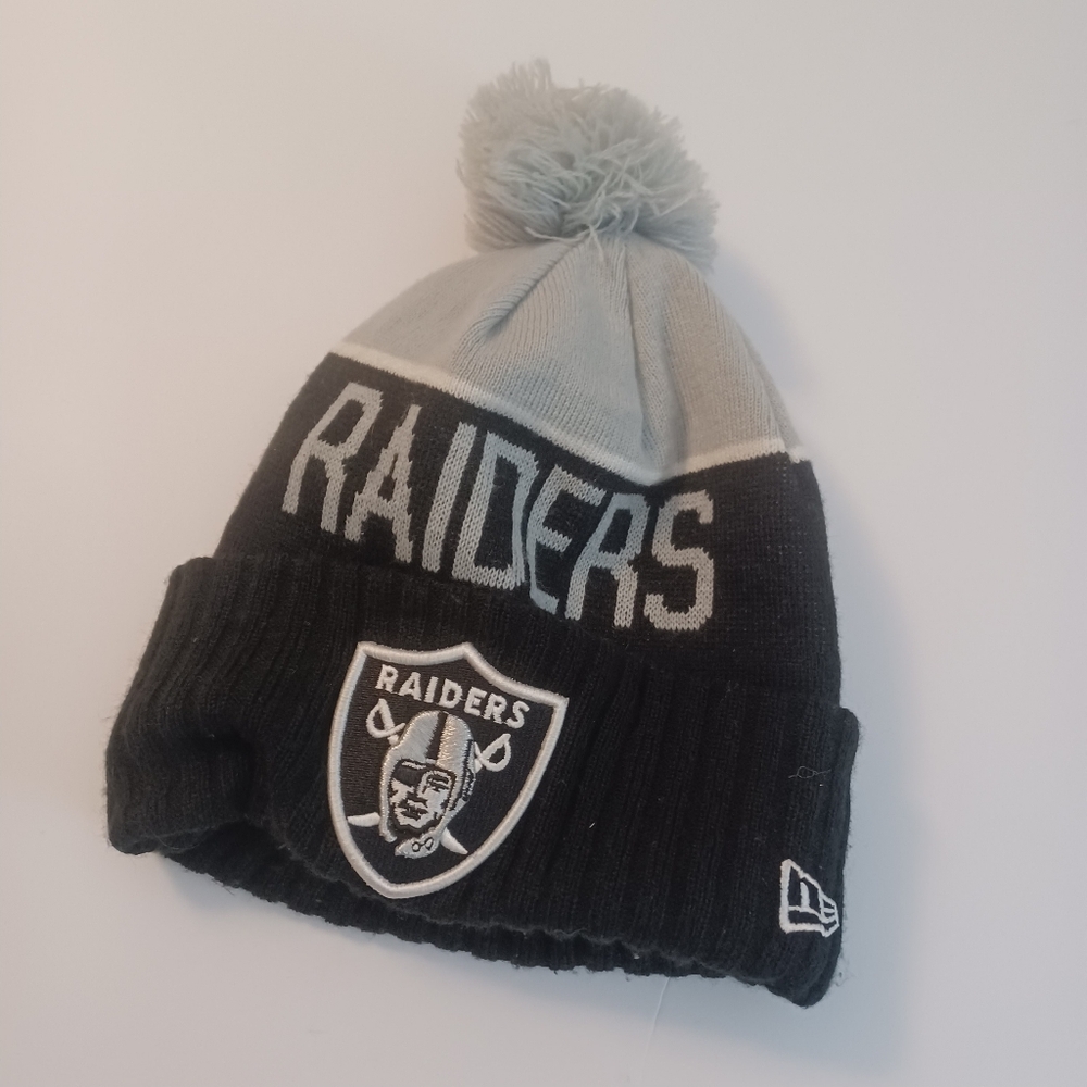 New Era NFL Raider's beanie Hat 1SFM